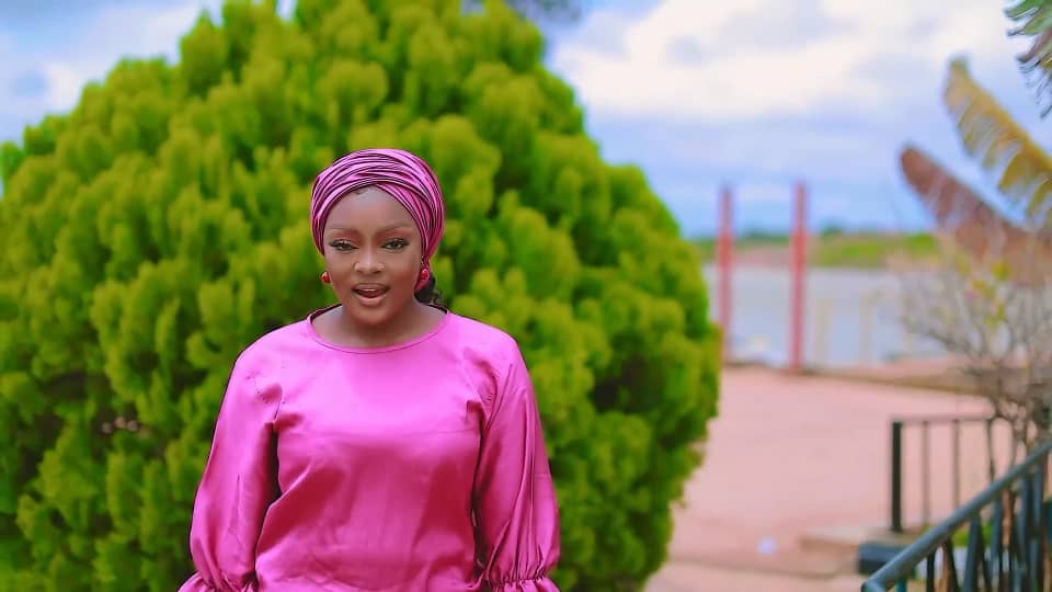Kawu Dan Sarki - Bini Da Kauna (Official Video)