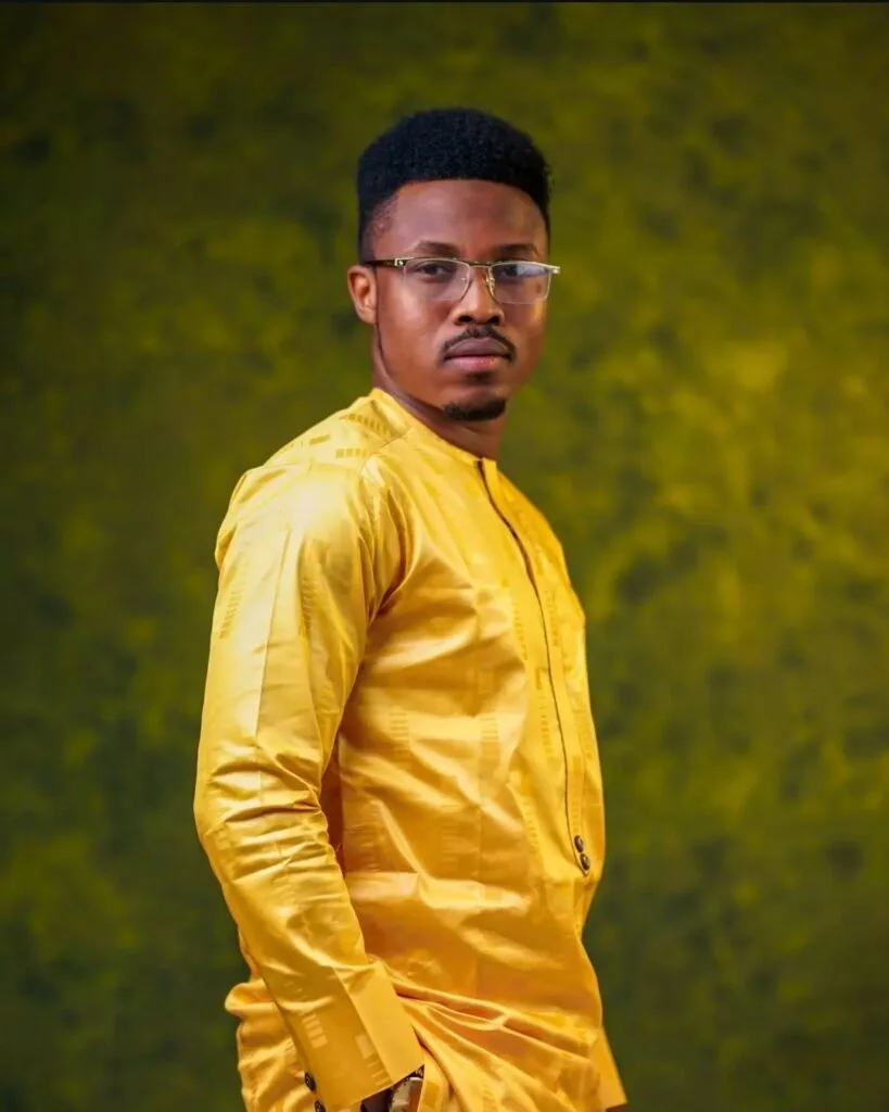 Jerin Mawaƙan Kannywood (10) Waɗanda Sukafi Iya Waƙoƙin Soyayya Masu Daɗi Umar M Shareef