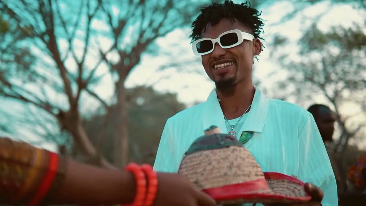 Kawu Dan Sarki - TAURARO (Official Video)