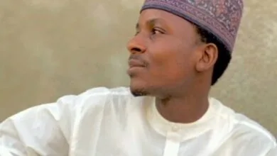 Abba Jinjina - Takalmin Annabi S.A.W Abba Jinjina - Takalmin Annabi S.A.W