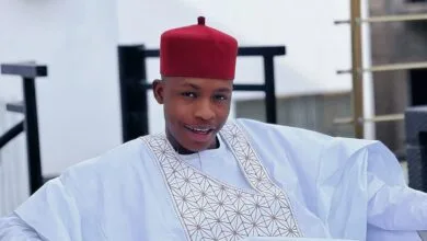 Nayi Nadamar Taɓa Hannu Da Fuska Na Wacce Ba Maharramata Ba - Bilal Villah Bilal Villah da Armani