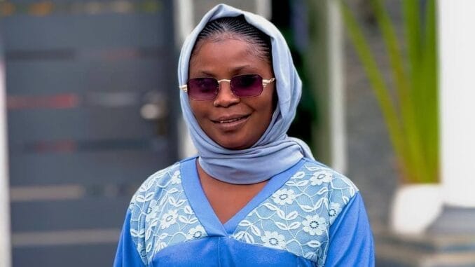 Hairat Abdullahi - Matar Aure Hairat Abdullahi - Matar Aure