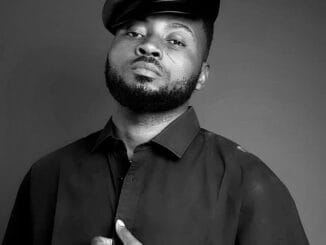 Umar M Lawal - Marurun Zuciya Ft. Hairat Abdullahi