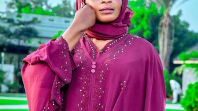 Hairat Abdullahi - Anisa Ft. Umar MB