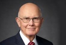Dallin Harris Oaks Biography, Net Worth, Age, Wife, Family, Education, Career and Personal Life Dallin Harris Oaks Biography